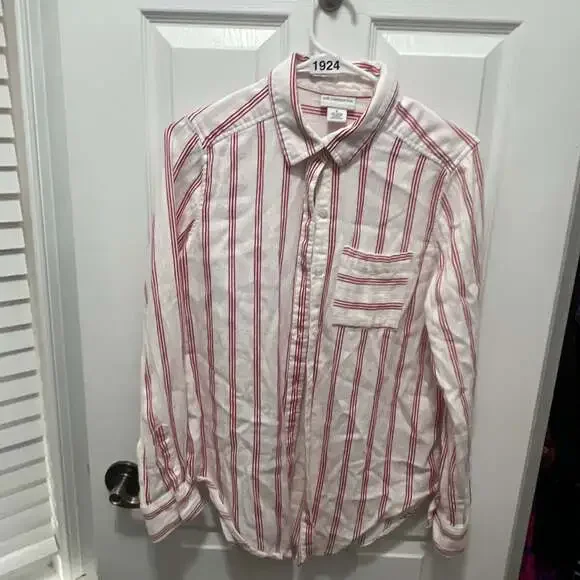 Liz Claiborne - Picture 6 of 14